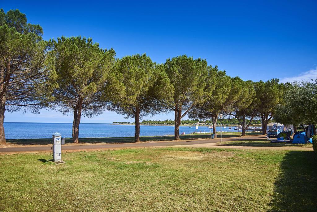 Mobile Homes Premium Vista Mare Park Umag By Camp4You Exterior foto