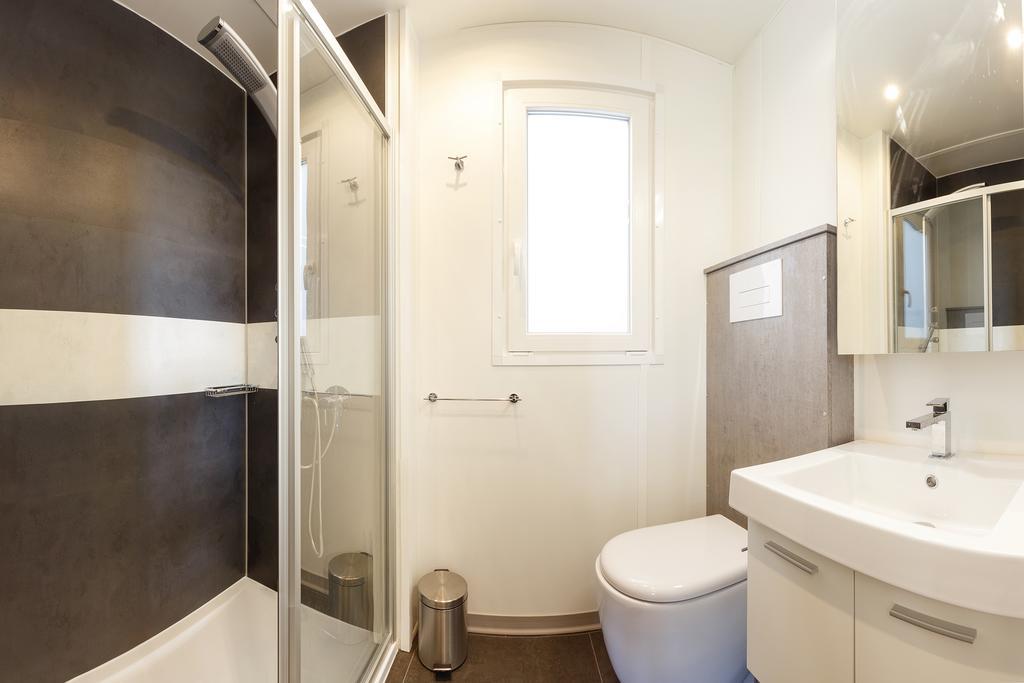 Mobile Homes Premium Vista Mare Park Umag By Camp4You Exterior foto